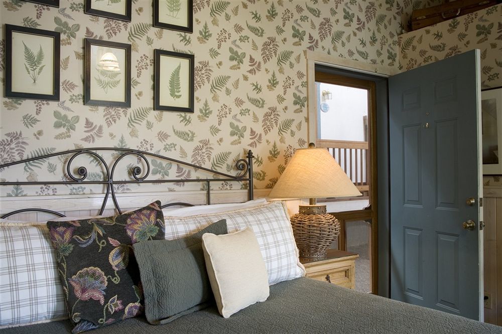 Country Willows (adults Only) Bed & Breakfast 4*